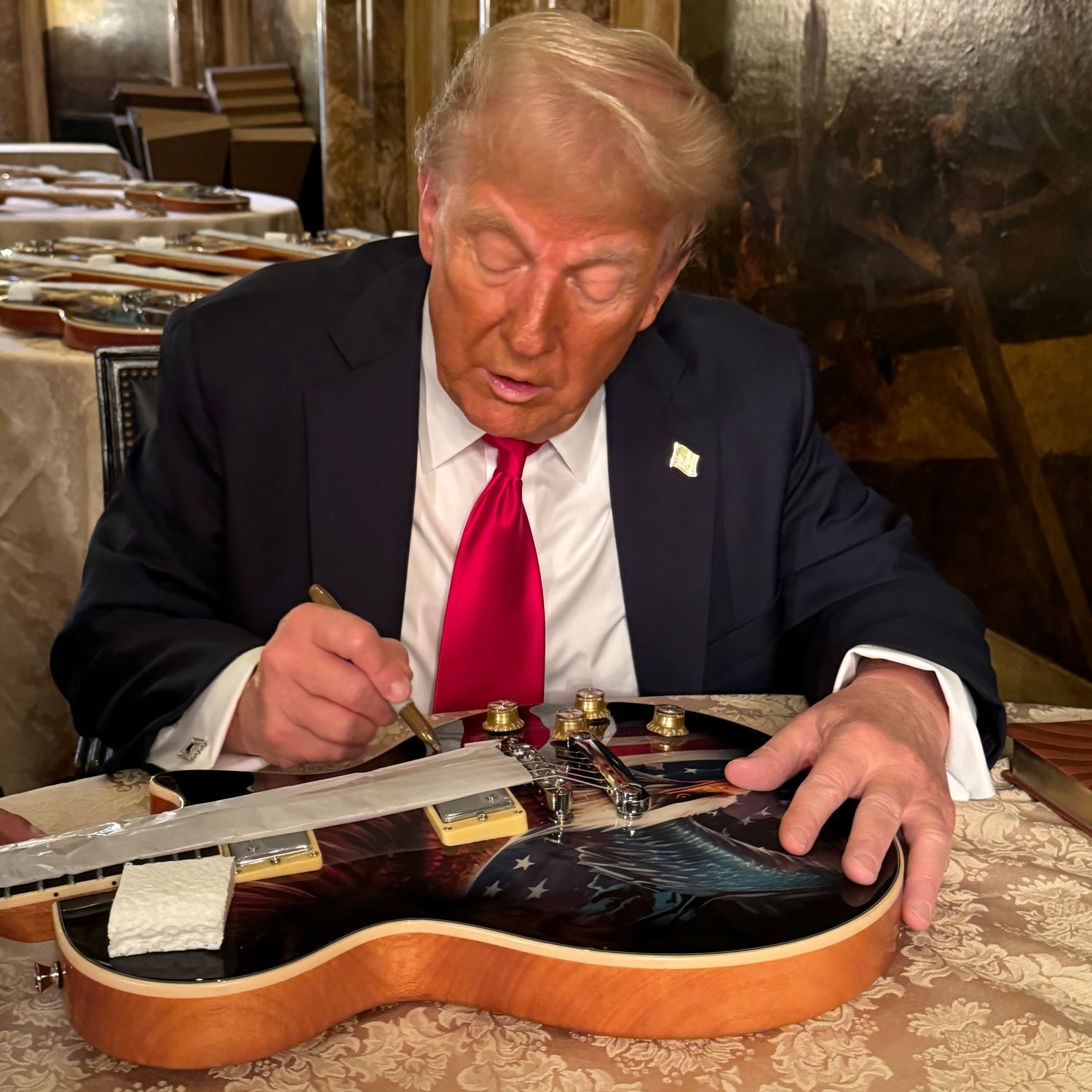 gettrumpguitars.com